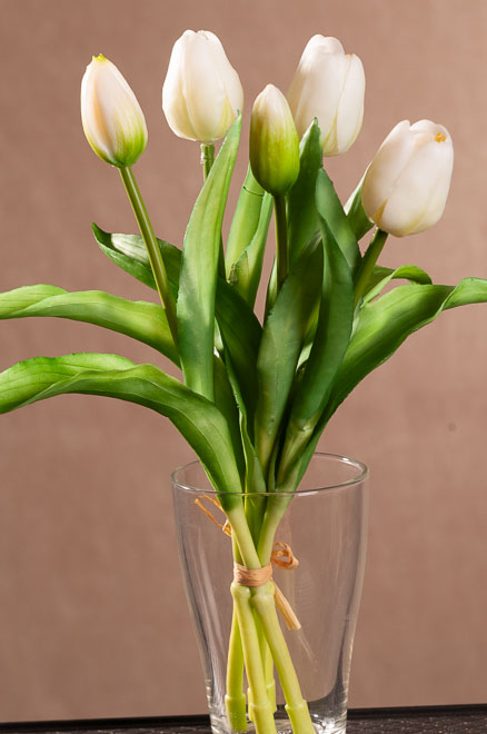 F391-W Tulipány v kytici 30 cm bílé